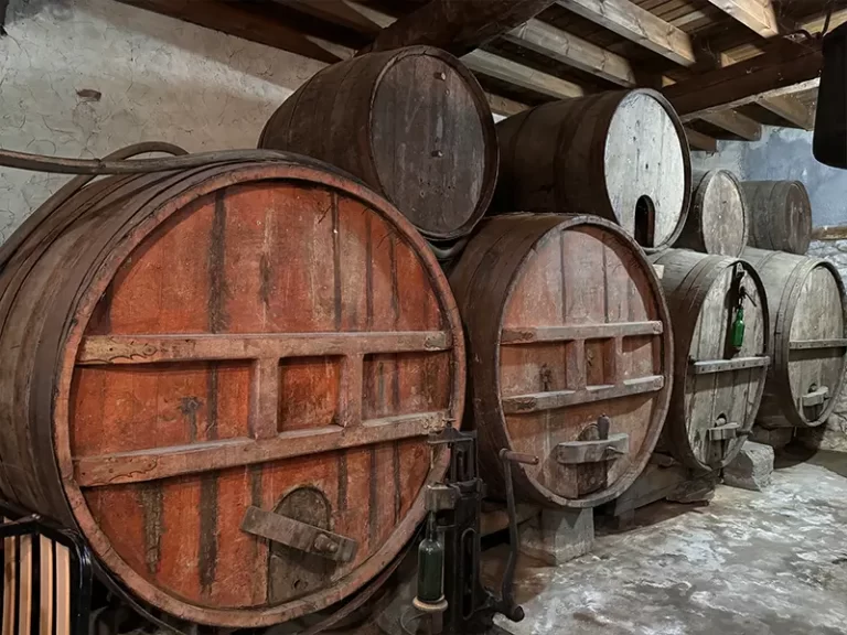 Barricas de sidra asturiana